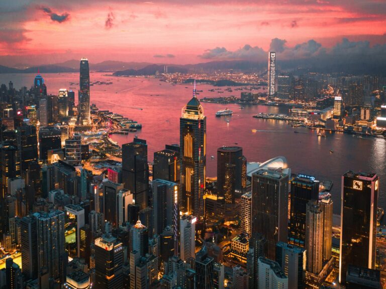 Victoria Harbour al tramonto, Hong Kong Victoria Harbour al tramonto, Hong Kong